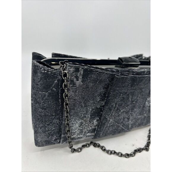 Sondra Roberts Designer Clutch Evening Shoulder Bag Silver Satin Chain Strap - Picture 3 of 12
